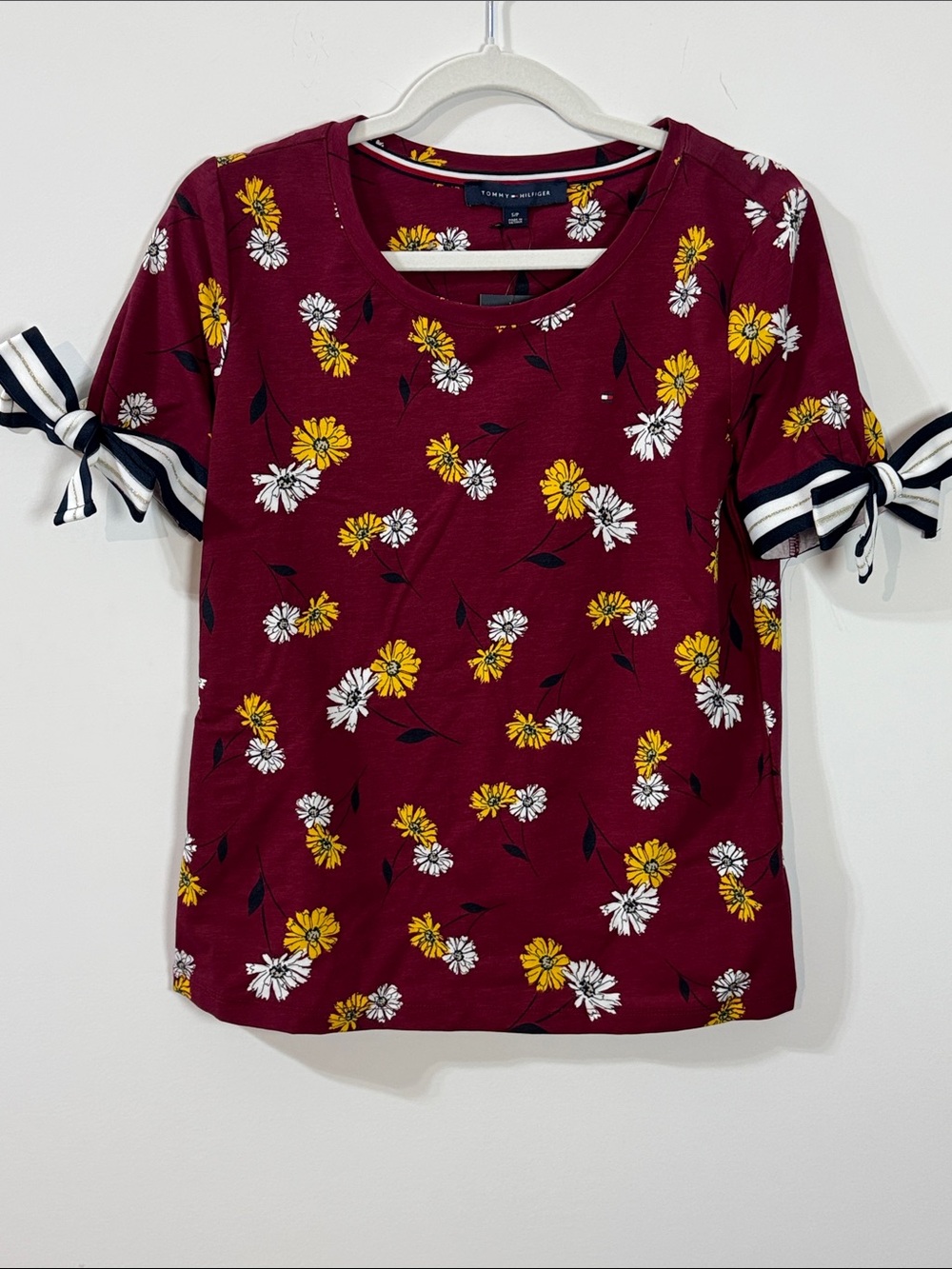 Tommy Hilfiger Burgundy Daisy Floral Tie-Sleeve Top - Size Small